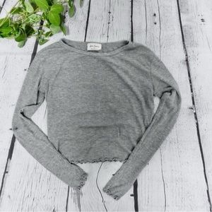 Free Kisses Women Gray Long Sleeve Crop Top